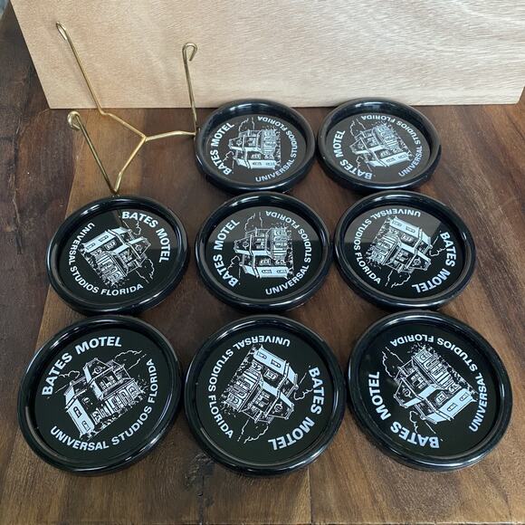 Bates Motel Universal Studios Florida 8 Coaster Set Stackable Psycho Movie USA - Picture 2 of 6